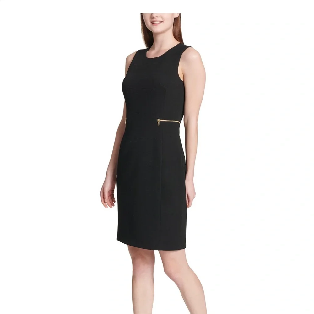 Calvin Klein - Picture 2 of 3